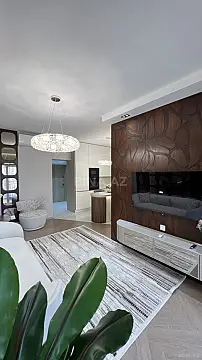 Satılır 2 otaqlı mənzil 68 m²