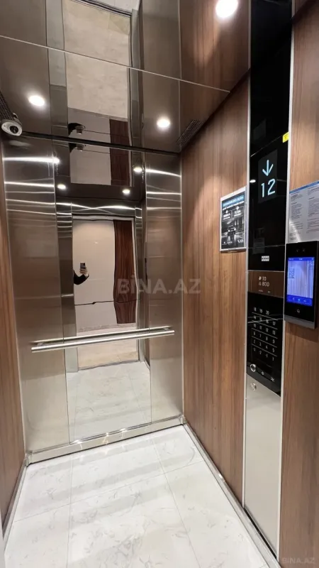 Satılır 2 otaqlı mənzil 68 m²