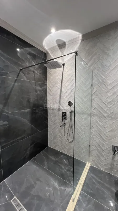 Satılır 2 otaqlı mənzil 68 m²