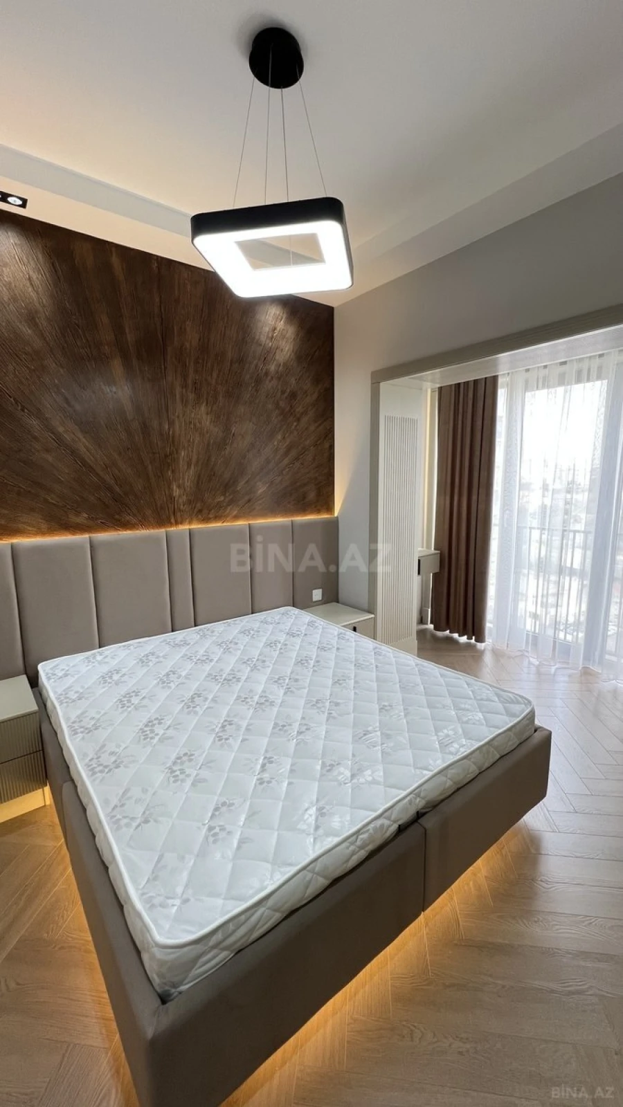 Satılır 2 otaqlı mənzil 68 m²