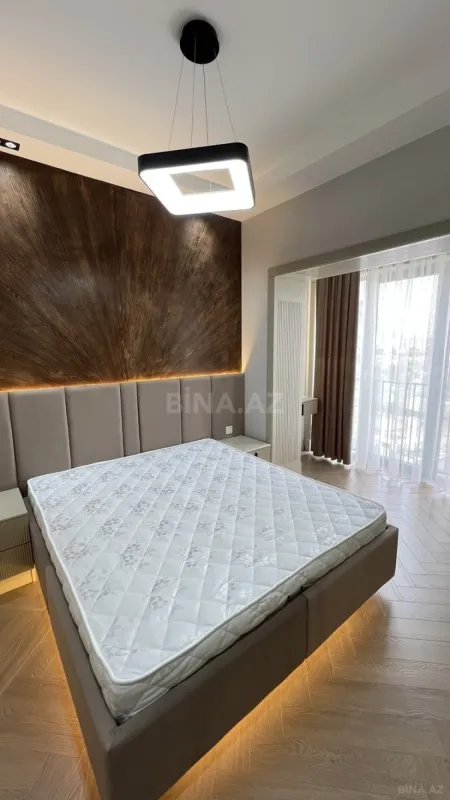 Satılır 2 otaqlı mənzil 68 m²
