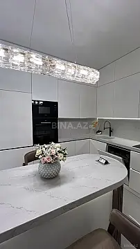 Satılır 2 otaqlı mənzil 68 m²