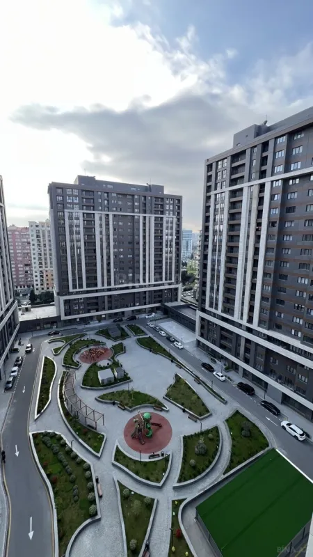 Satılır 2 otaqlı mənzil 65 m²