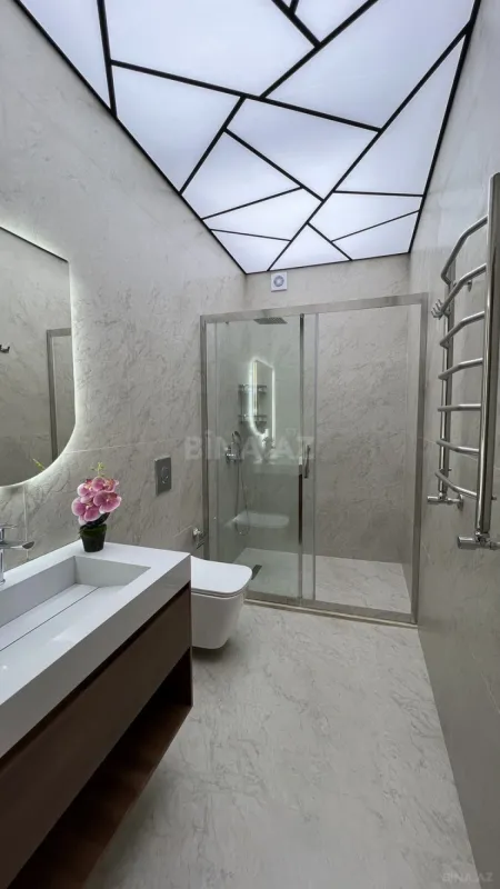 Satılır 2 otaqlı mənzil 65 m²