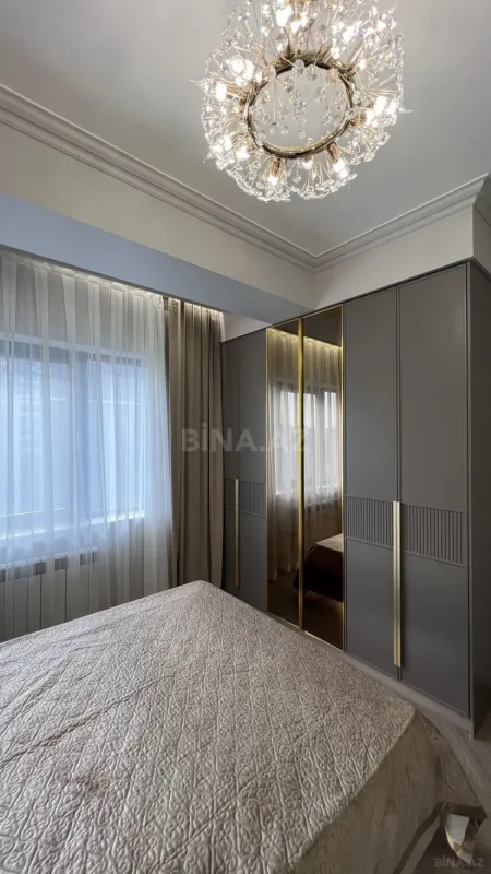 Satılır 2 otaqlı mənzil 65 m²
