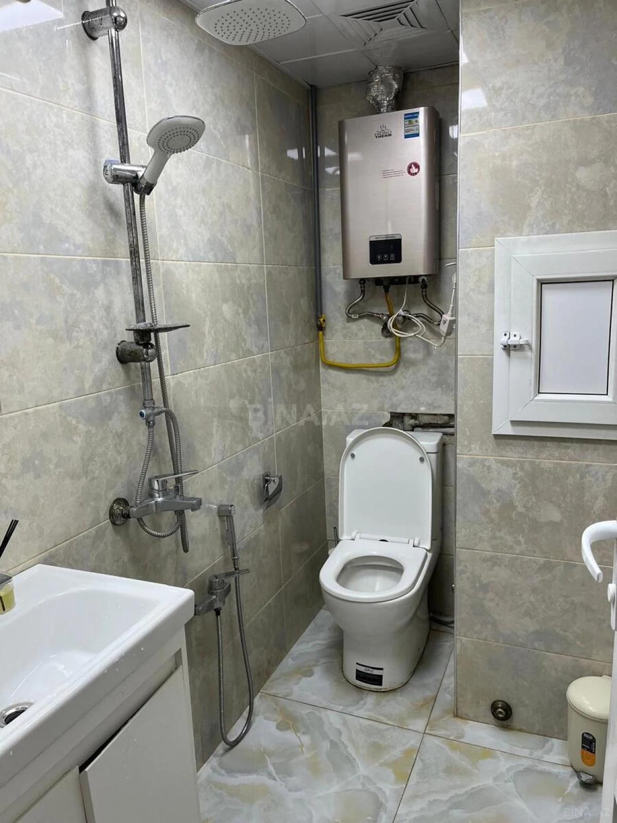 Satılır 2 otaqlı mənzil 45 m²