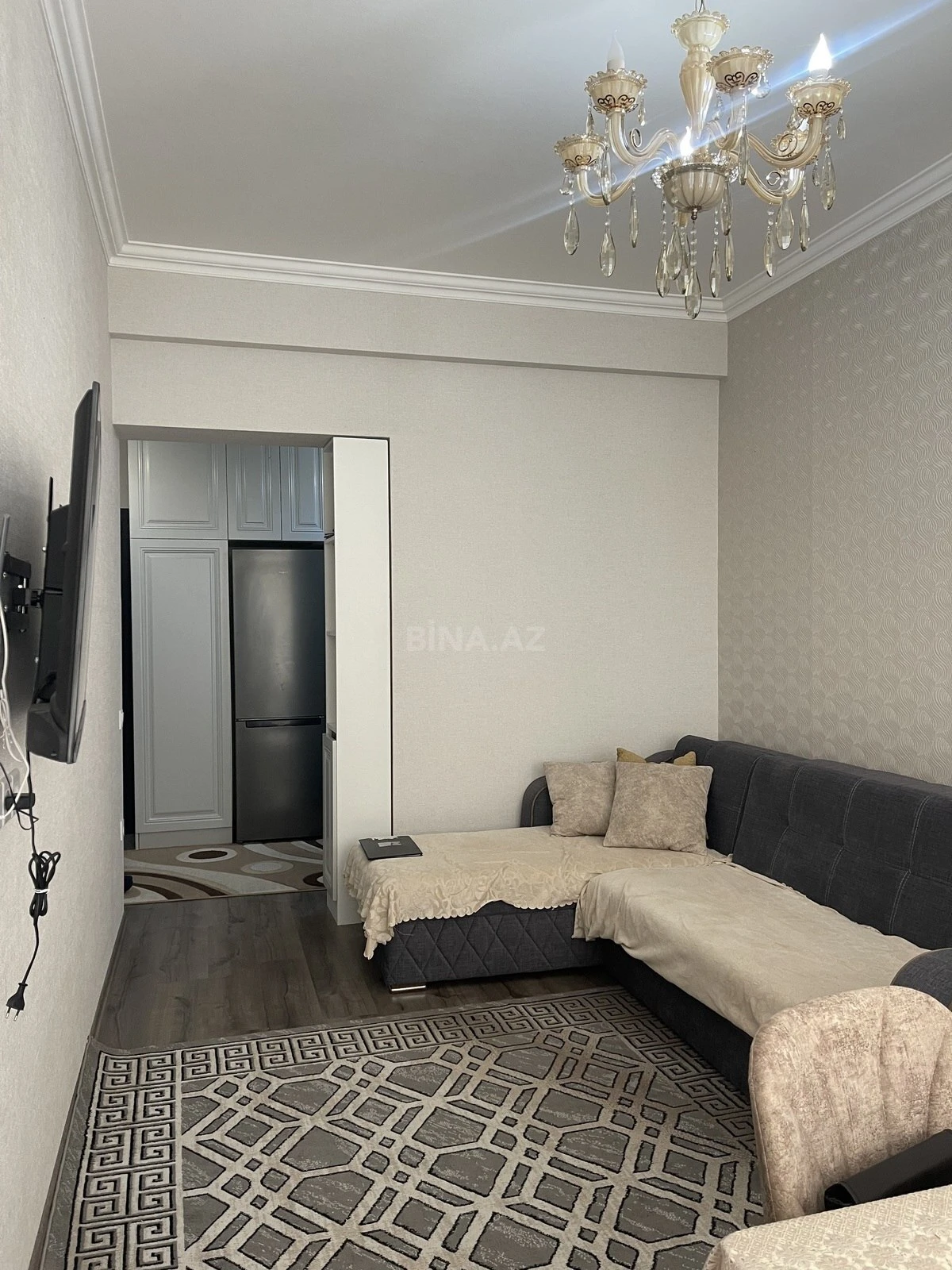 Kirayə verilir 2 otaqlı mənzil 47 m²
