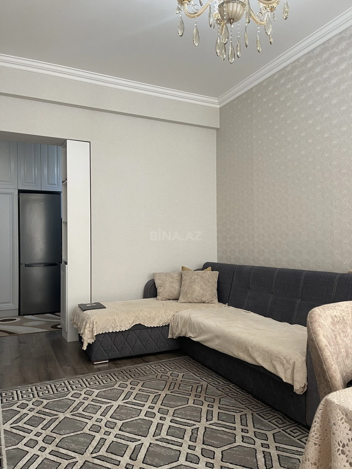 Kirayə verilir 2 otaqlı mənzil 47 m²