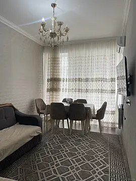 Kirayə verilir 2 otaqlı mənzil 47 m²