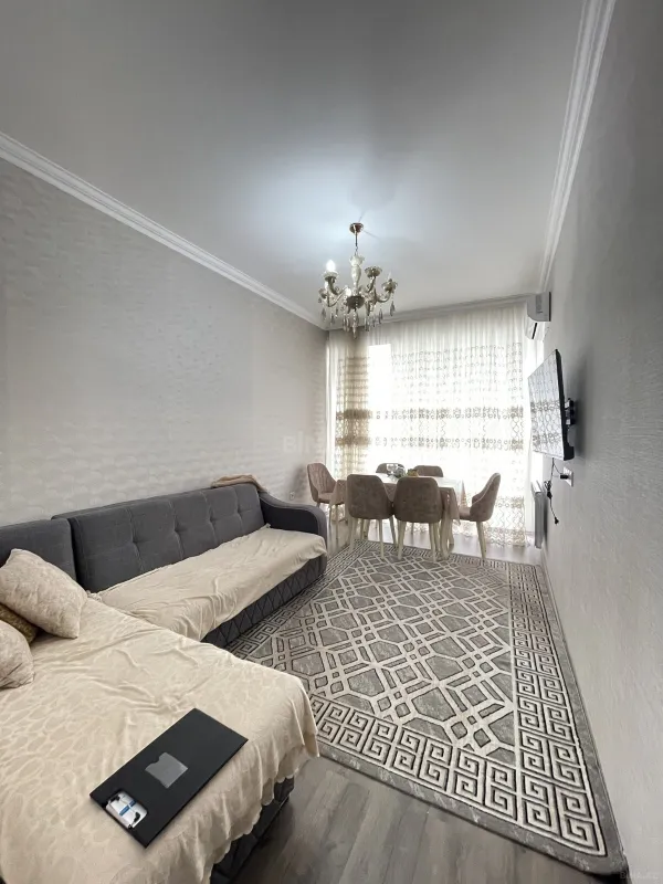 Kirayə verilir 2 otaqlı mənzil 47 m²