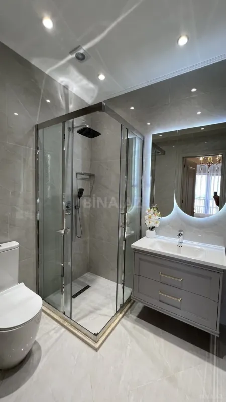 Satılır 3 otaqlı mənzil 127 m²