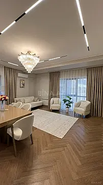 Satılır 3 otaqlı mənzil 127 m²