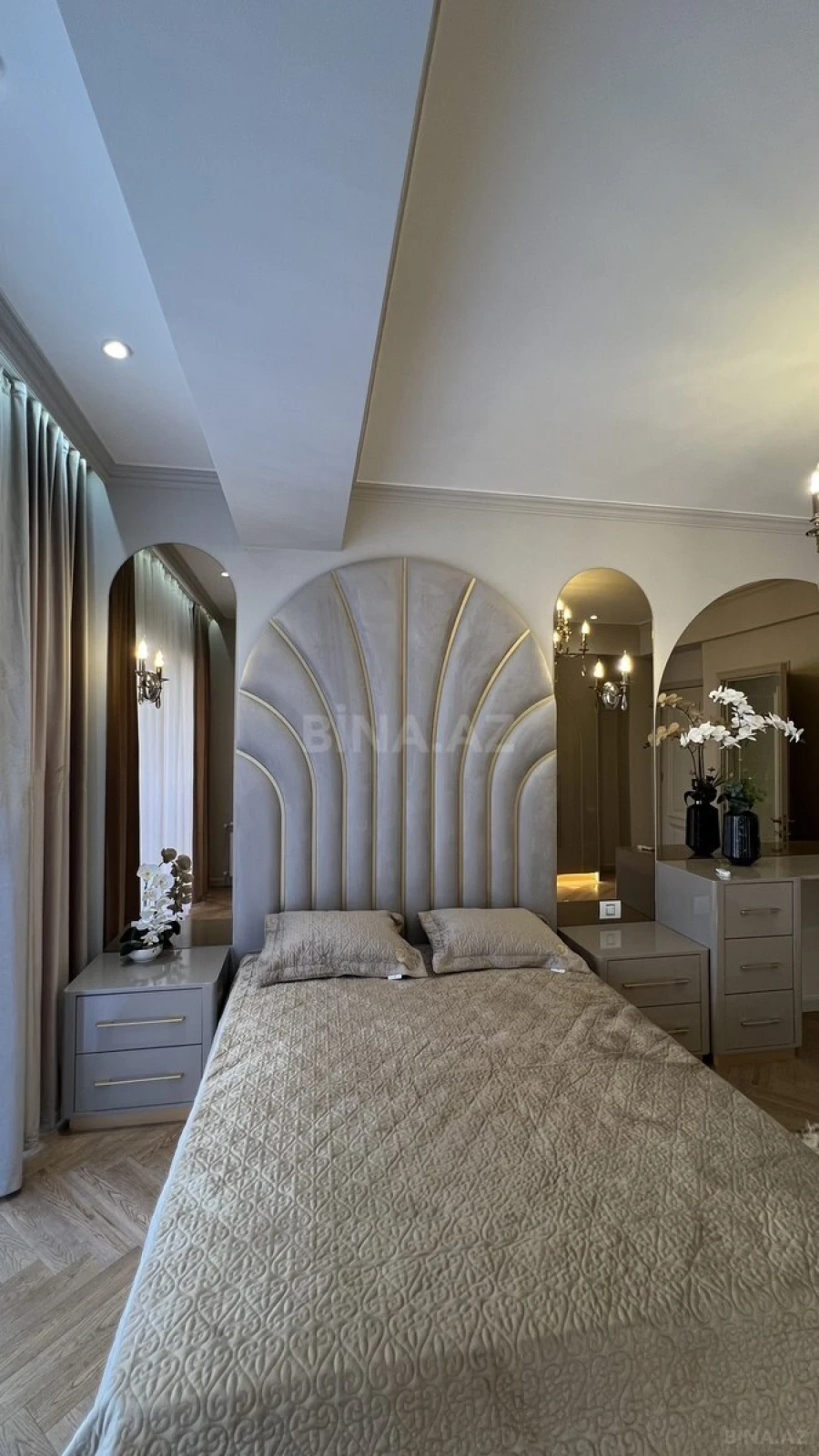 Satılır 3 otaqlı mənzil 127 m²