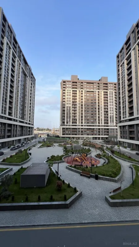 Satılır 3 otaqlı mənzil 91 m²