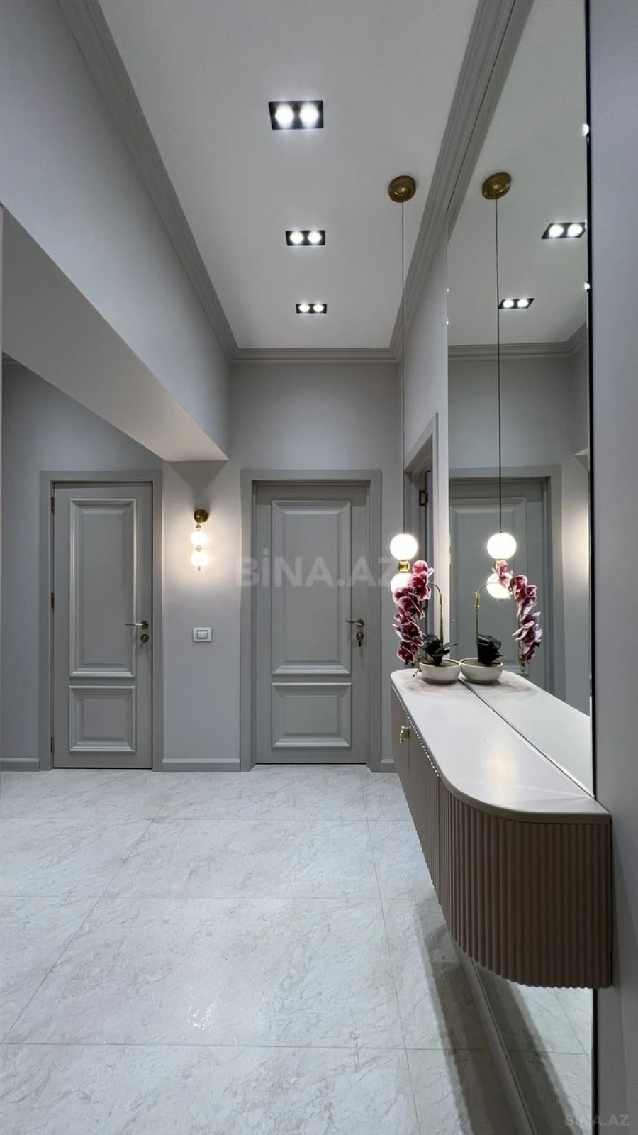 Satılır 3 otaqlı mənzil 91 m²