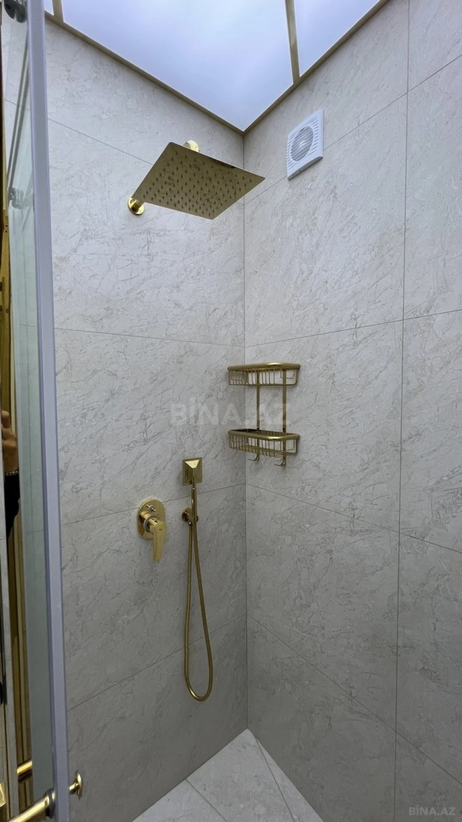 Satılır 3 otaqlı mənzil 91 m²