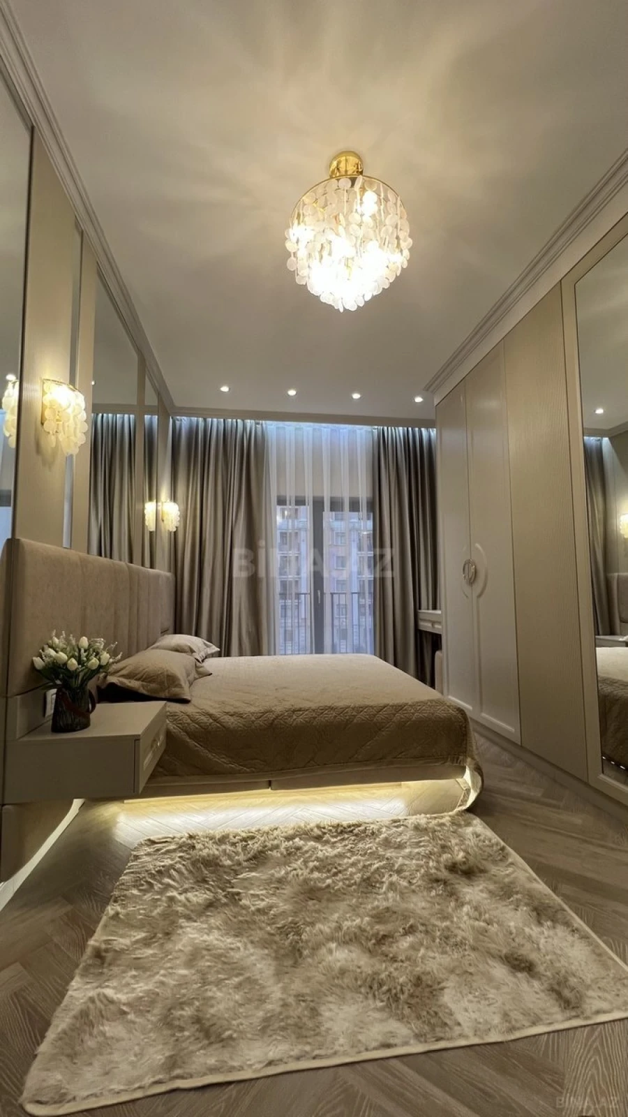 Satılır 3 otaqlı mənzil 91 m²