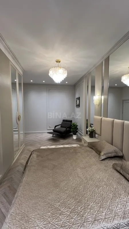 Satılır 3 otaqlı mənzil 91 m²