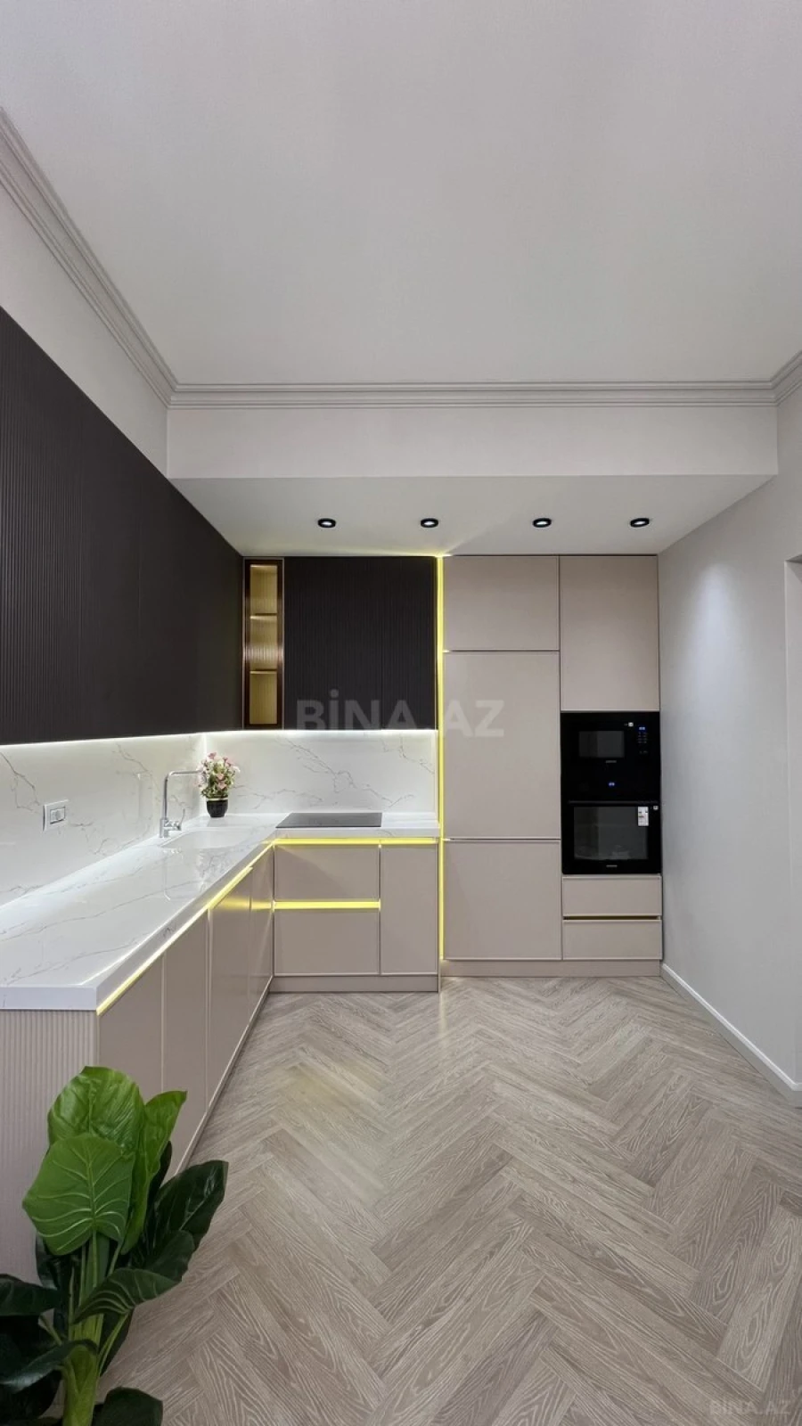 Satılır 3 otaqlı mənzil 91 m²