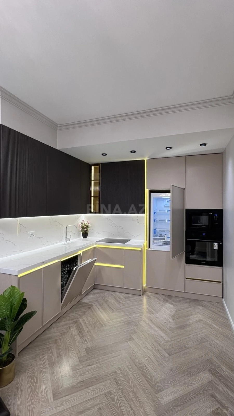 Satılır 3 otaqlı mənzil 91 m²