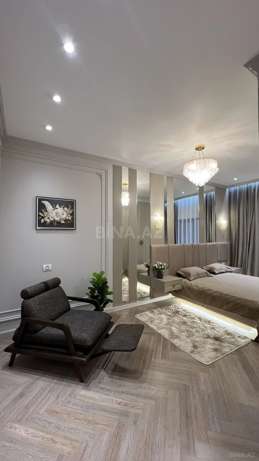 Satılır 3 otaqlı mənzil 91 m²