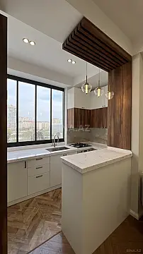 Satılır 2 otaqlı mənzil 73 m²