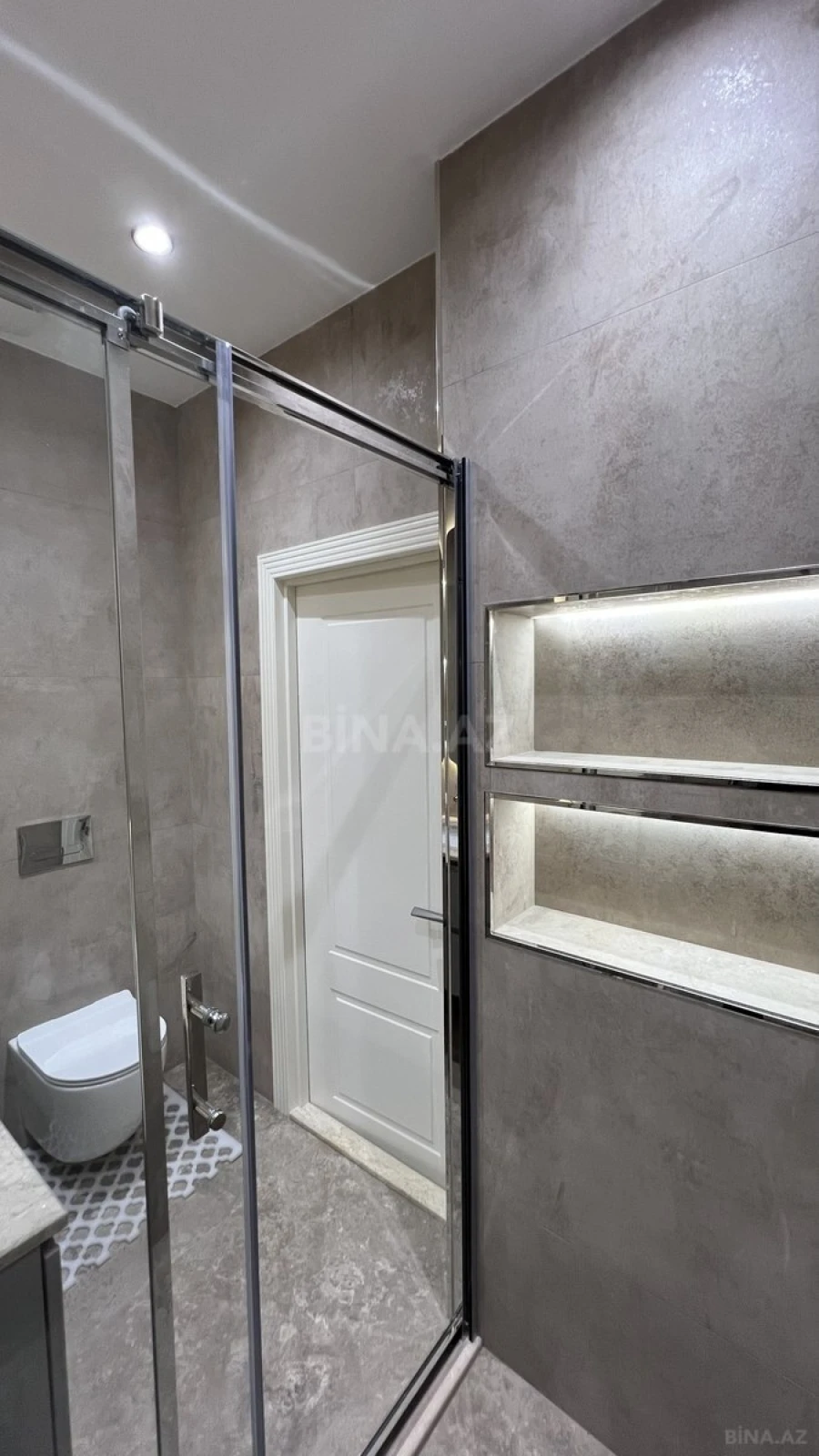 Satılır 2 otaqlı mənzil 73 m²