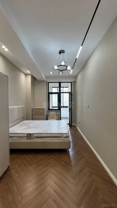 Satılır 2 otaqlı mənzil 73 m²