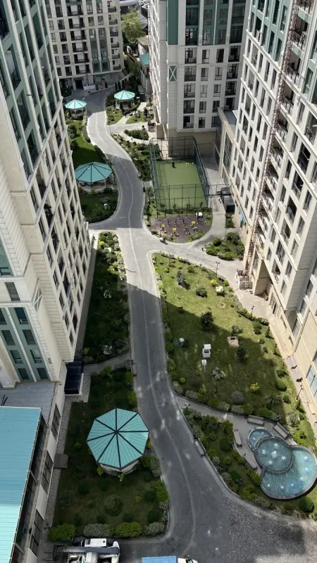 Satılır 2 otaqlı mənzil 73 m²