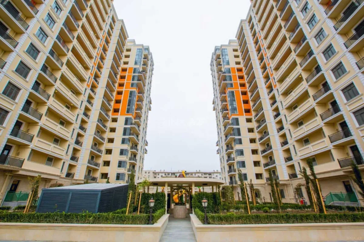 Satılır 2 otaqlı mənzil 100 m²