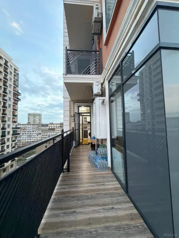 Satılır 2 otaqlı mənzil 100 m²