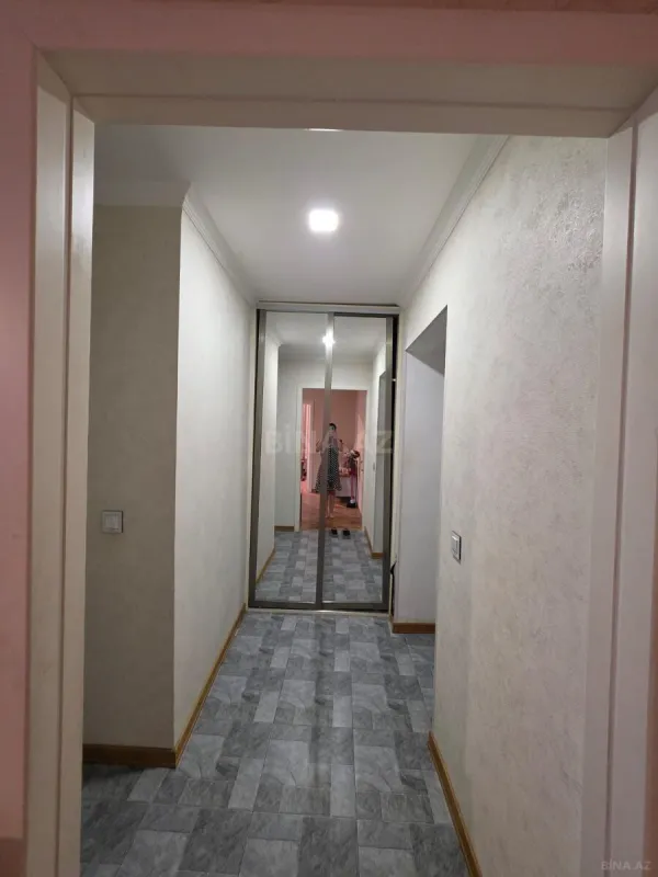Satılır 2 otaqlı mənzil 53 m²