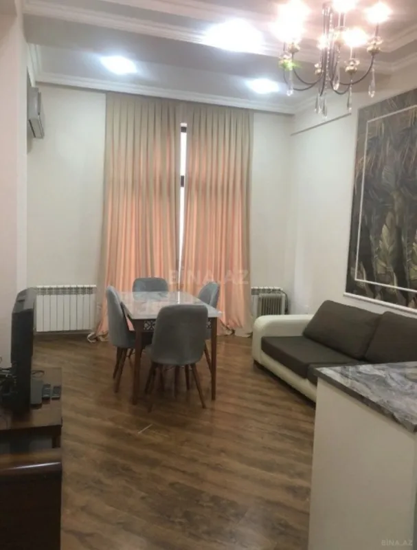 Kirayə verilir 2 otaqlı mənzil 55 m²