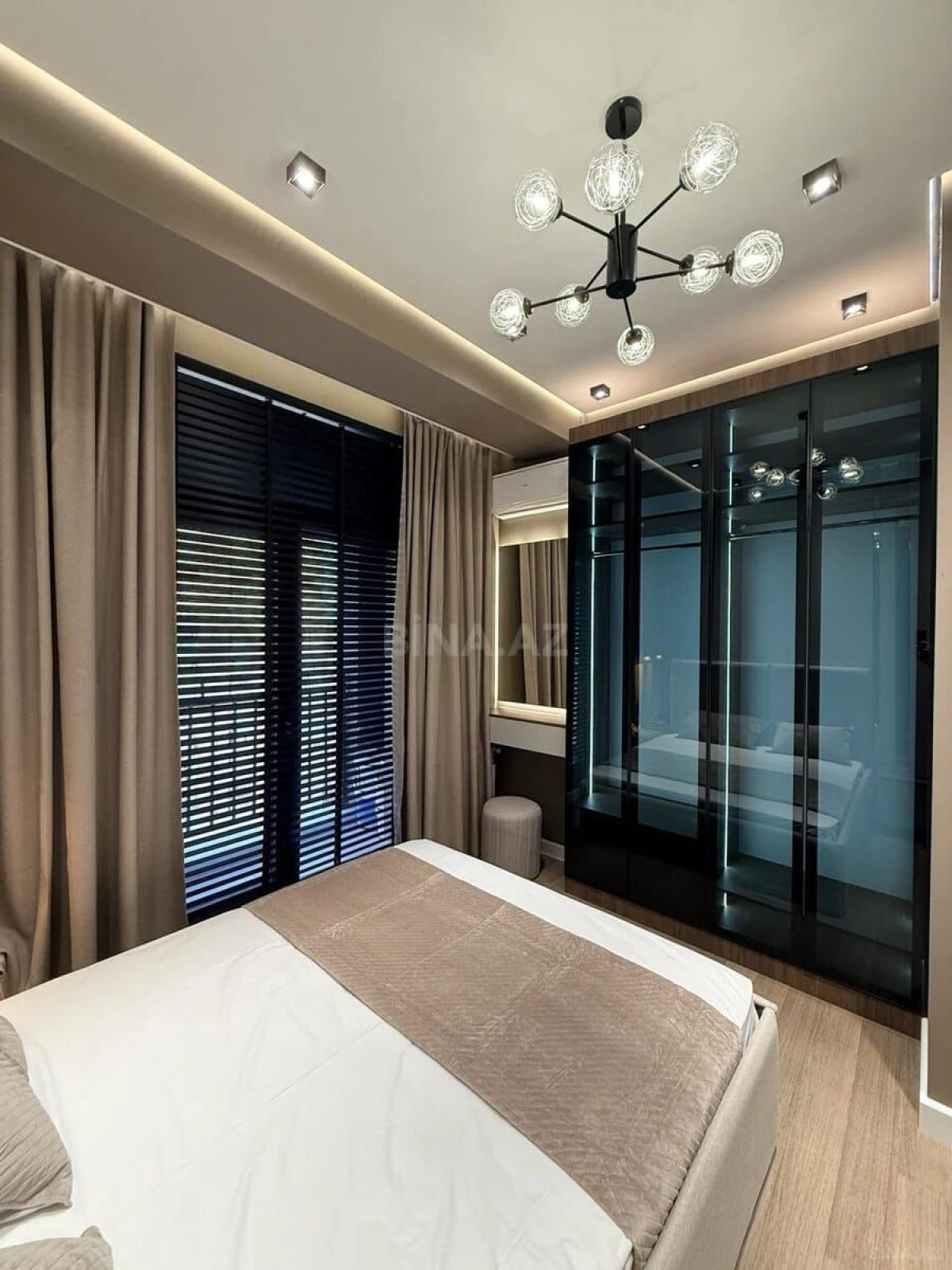 Satılır 2 otaqlı mənzil 60 m²