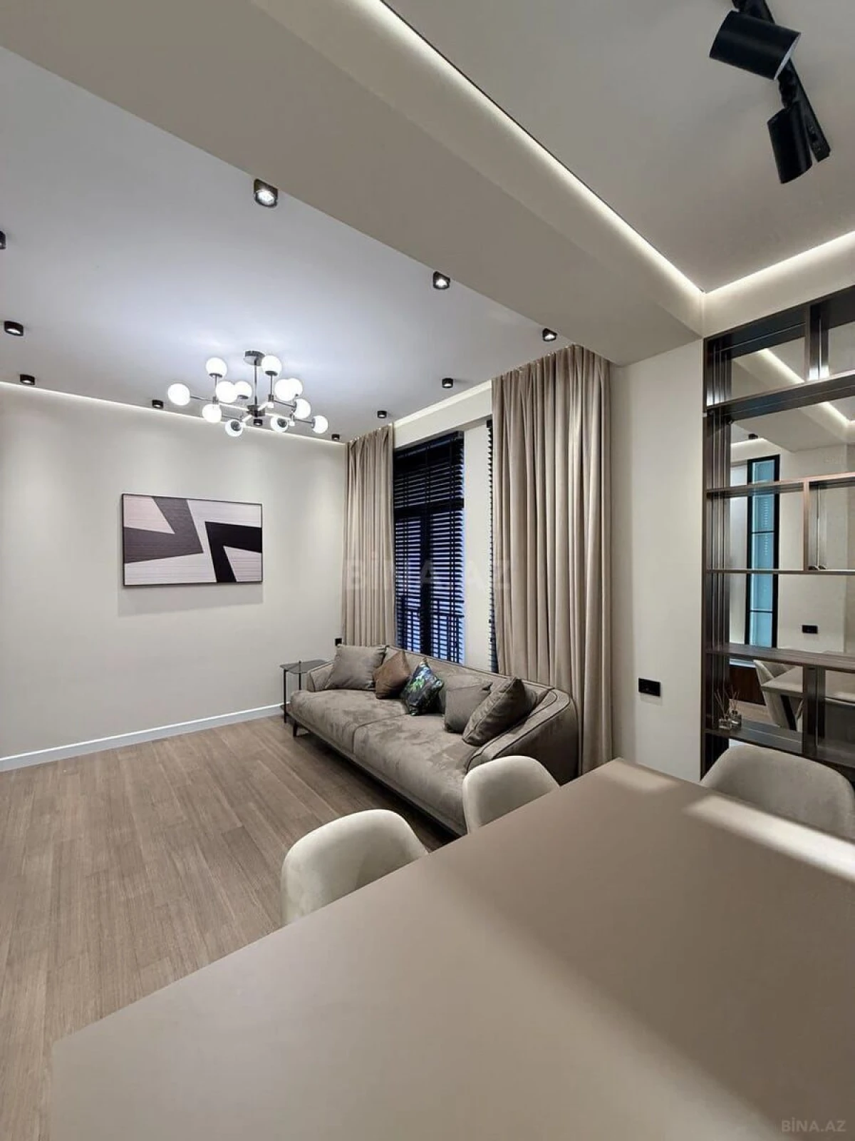 Satılır 2 otaqlı mənzil 60 m²