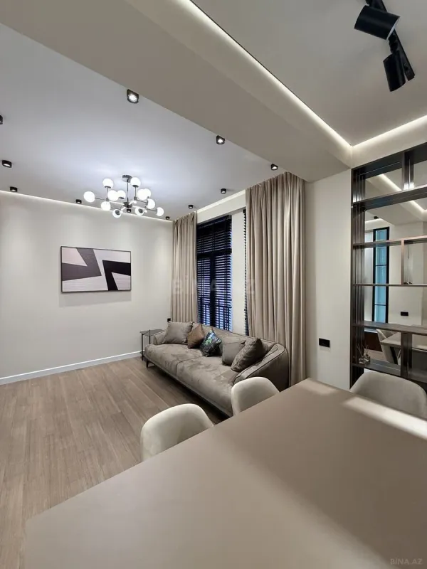 Satılır 2 otaqlı mənzil 60 m²