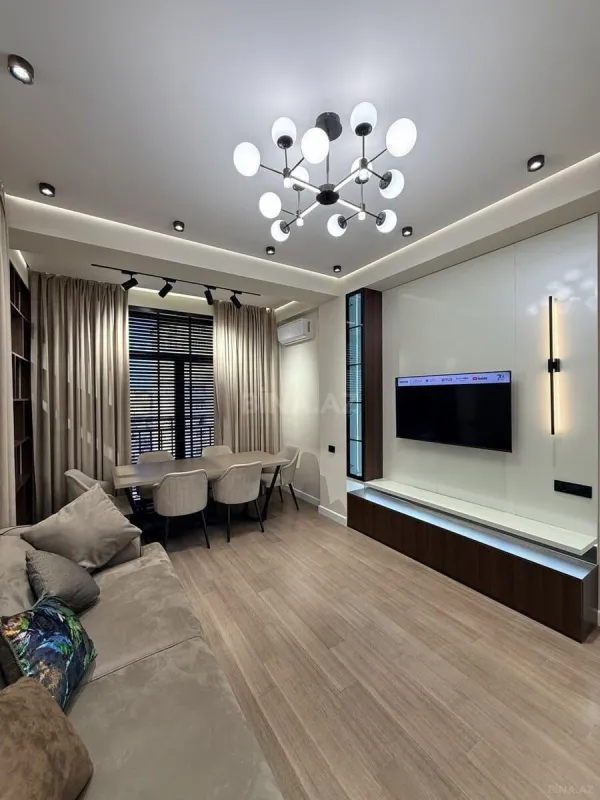 Satılır 2 otaqlı mənzil 60 m²