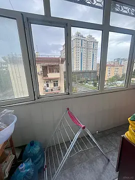 Satılır 2 otaqlı mənzil 65 m²