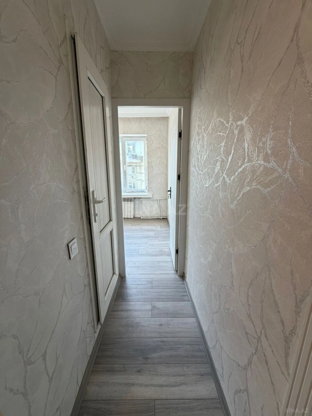 Satılır 1 otaqlı mənzil 35 m²