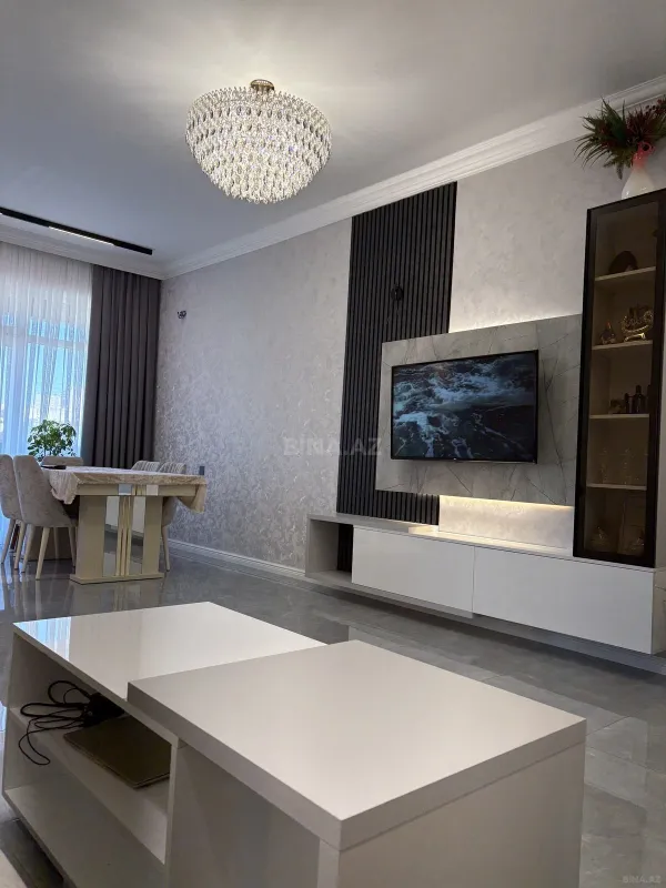 Satılır 3 otaqlı mənzil 105 m²