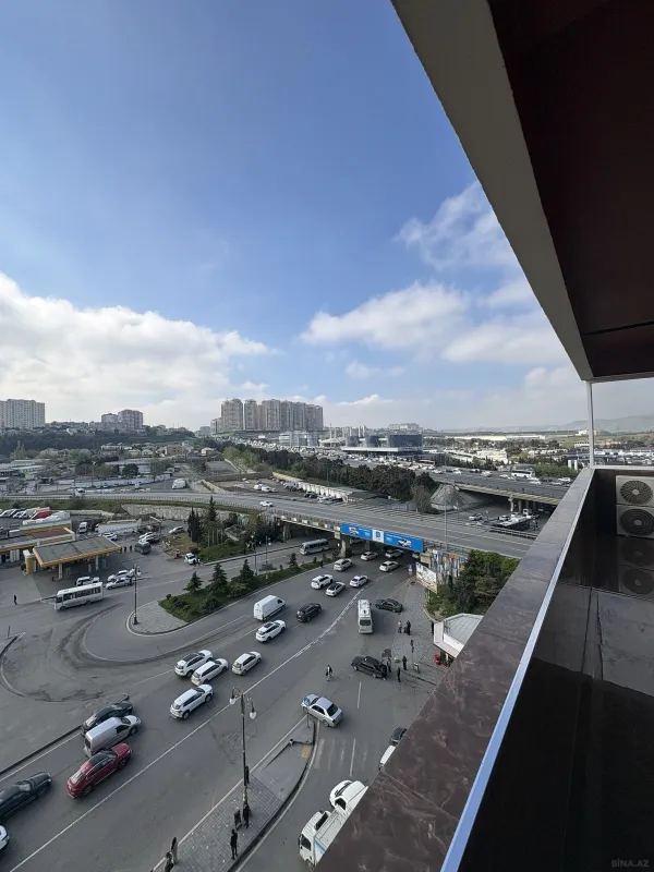 Satılır 3 otaqlı mənzil 105 m²