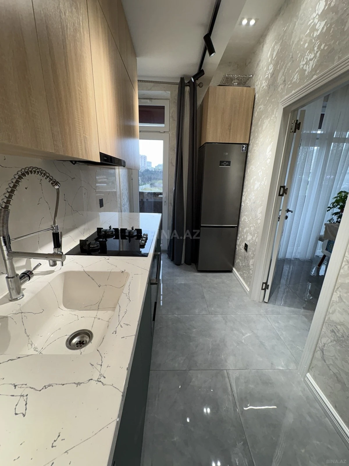 Satılır 3 otaqlı mənzil 105 m²