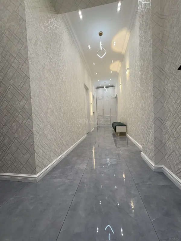 Satılır 3 otaqlı mənzil 105 m²