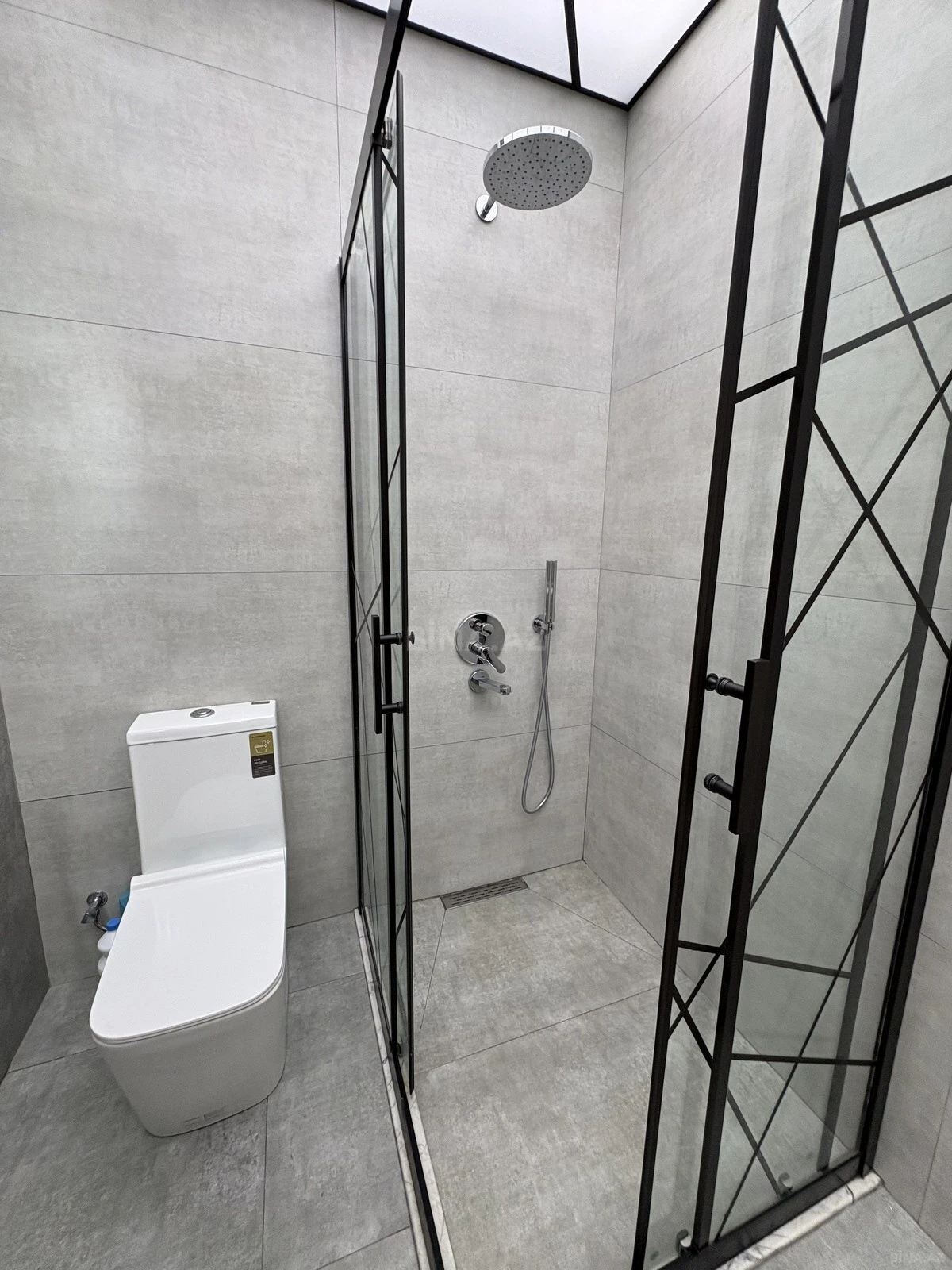 Satılır 3 otaqlı mənzil 105 m²