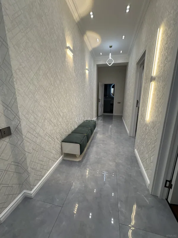 Satılır 3 otaqlı mənzil 105 m²