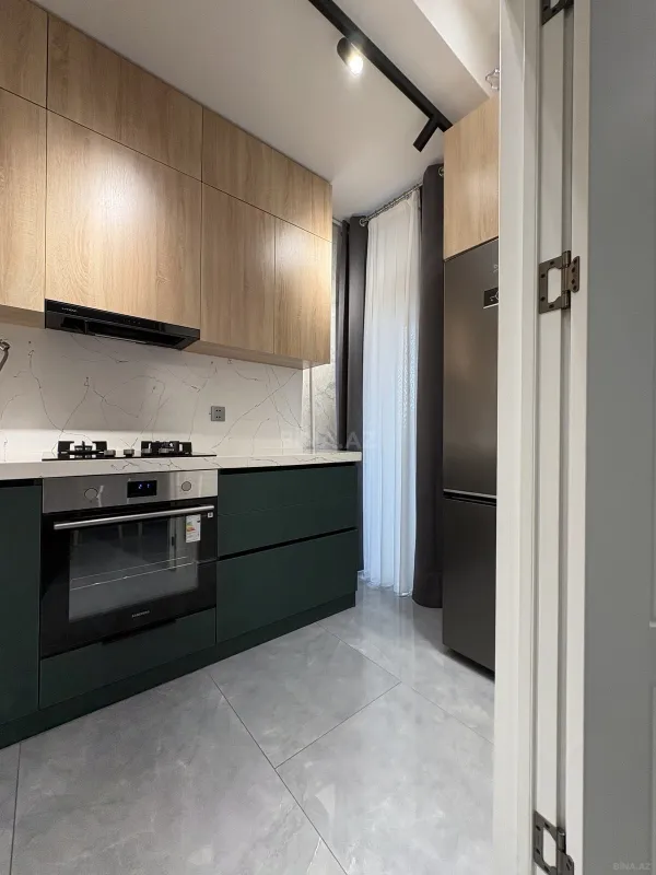 Satılır 3 otaqlı mənzil 105 m²