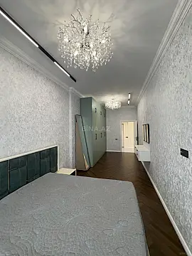 Satılır 3 otaqlı mənzil 105 m²