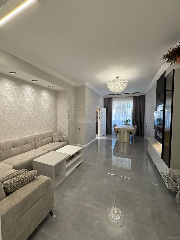 Satılır 3 otaqlı mənzil 105 m²