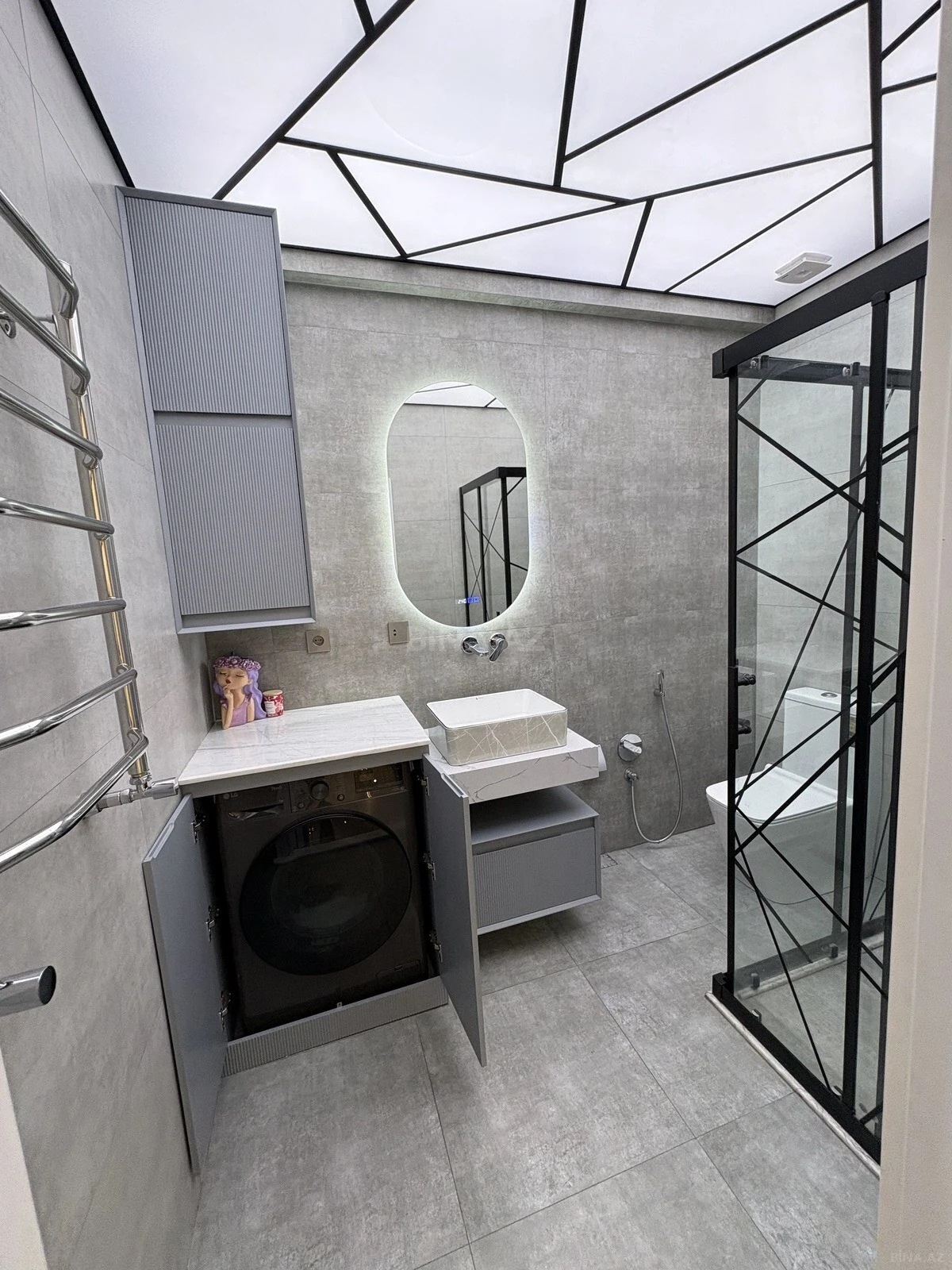 Satılır 3 otaqlı mənzil 105 m²