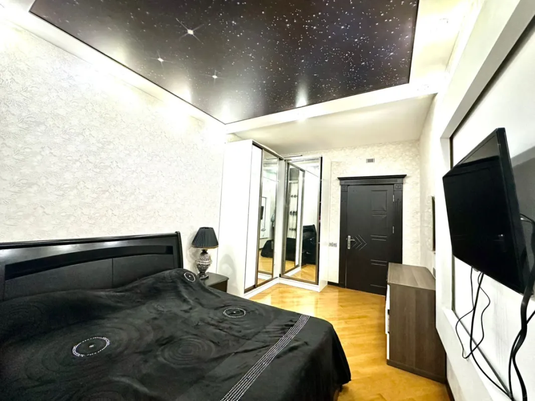 Kirayə verilir 3 otaqlı mənzil 110 m²